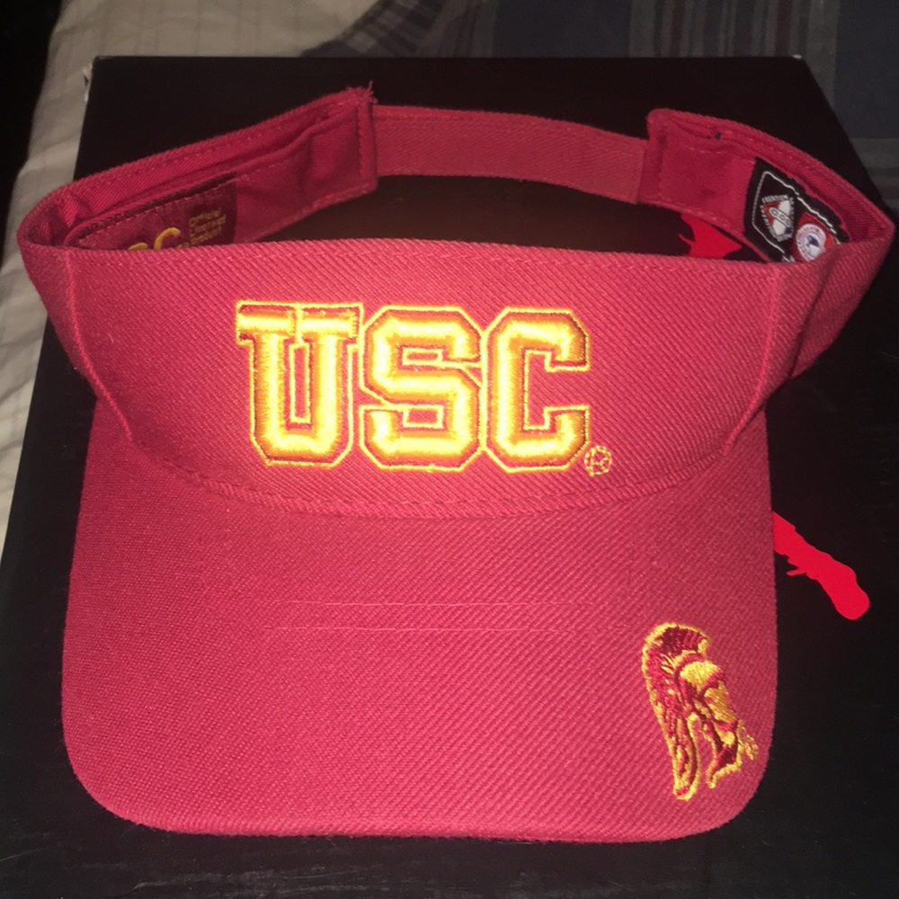 Red USC visor